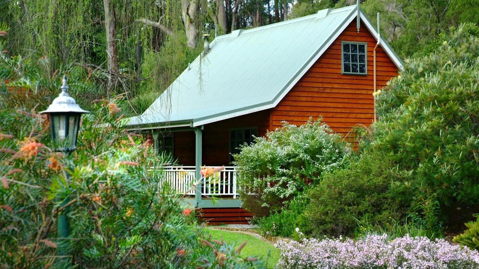 Staying In Margaret River Beaches: 9 Central Hotels Compared