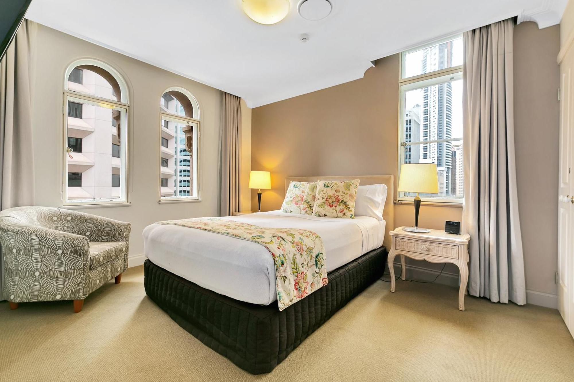 9 Smart 4-Star Hotels In Brisbane CBD Worth Booking