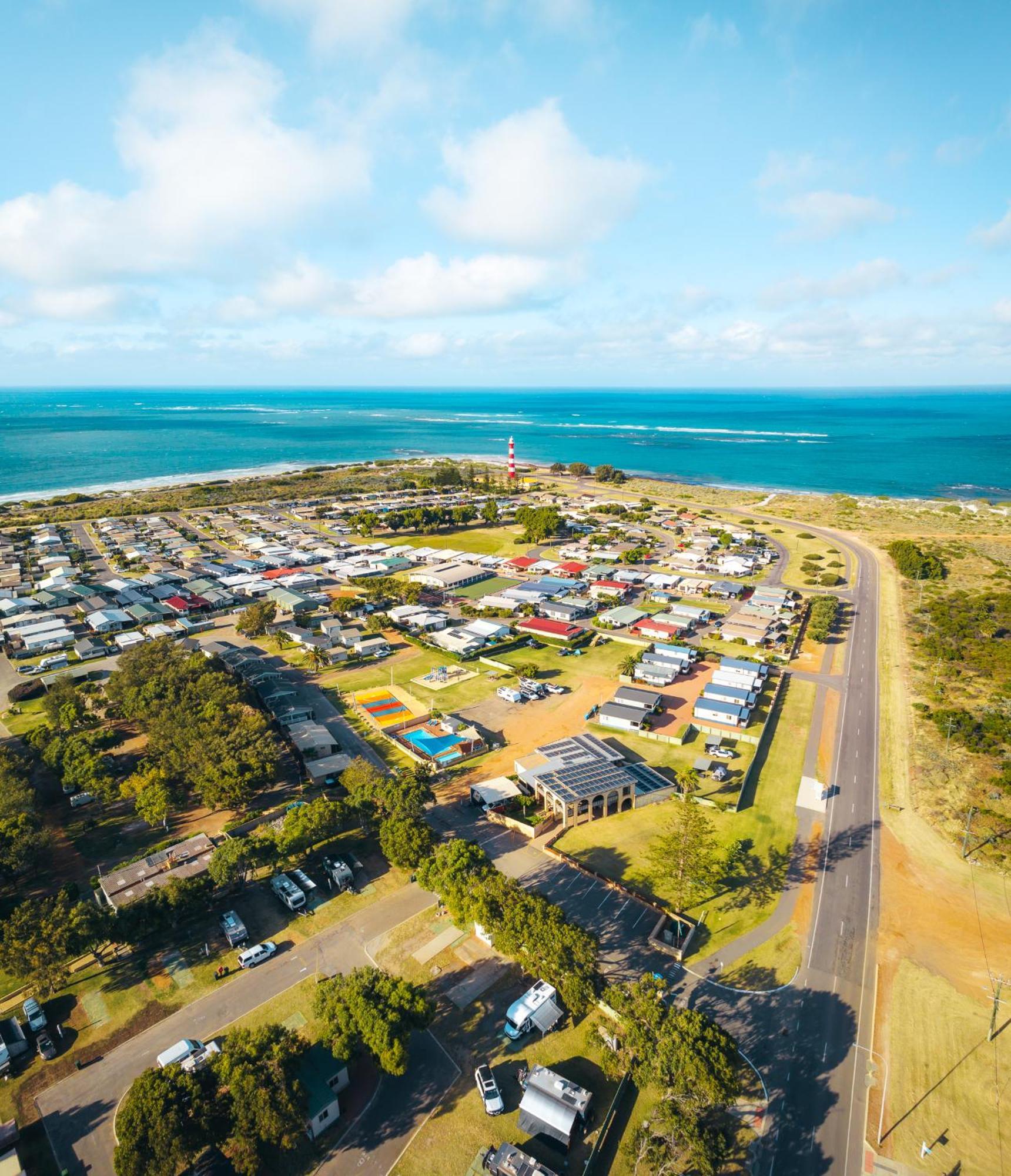4 Beach Hotels Close to Batavia Coast Marina Worth Booking