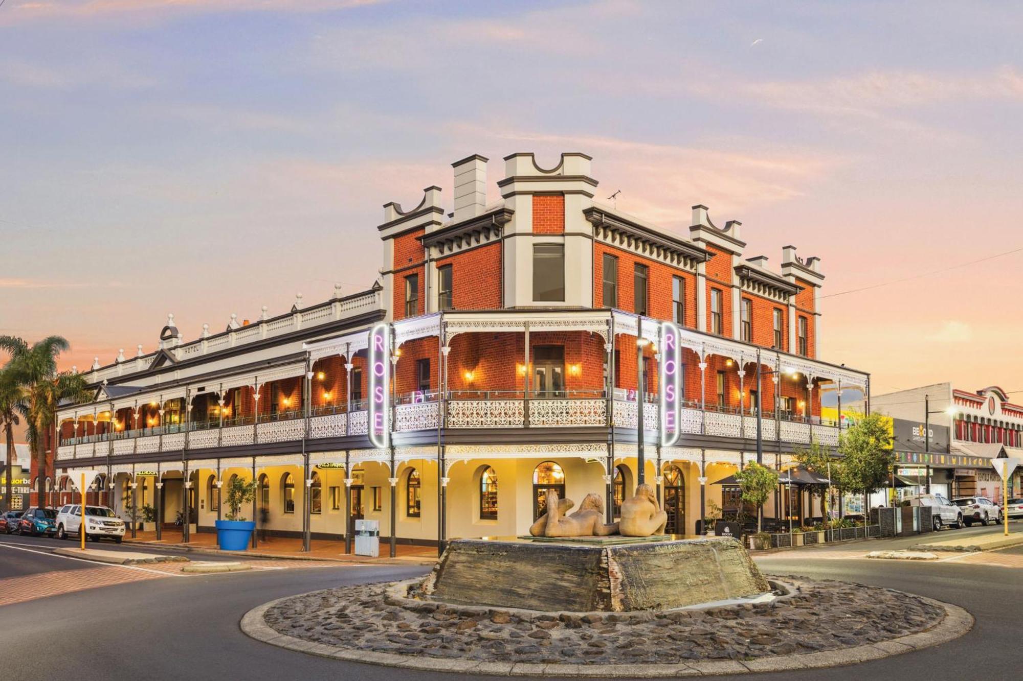 Where to Stay Near Hay Park Bunbury: 5 Central Hotels