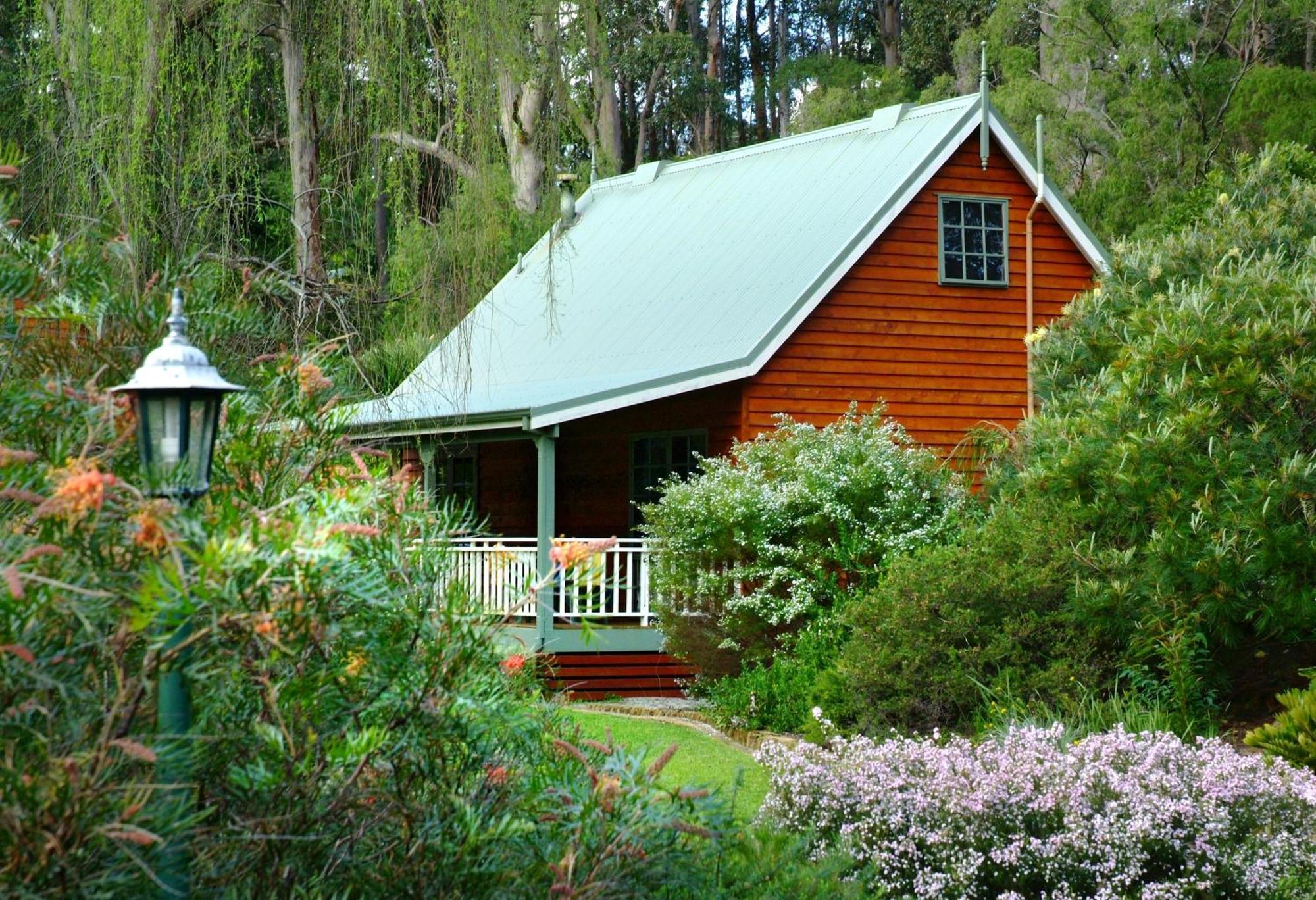 Staying In Margaret River Beaches: 9 Central Hotels Compared